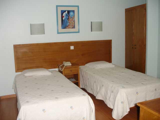 Pensao Residencial Roma Ξενοδοχείο Lisboa Δωμάτιο φωτογραφία